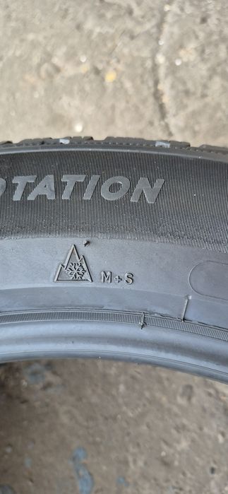 4 anvelope iarna Michelin 235/50/20,dot 2021.Pretul este pe bucata.