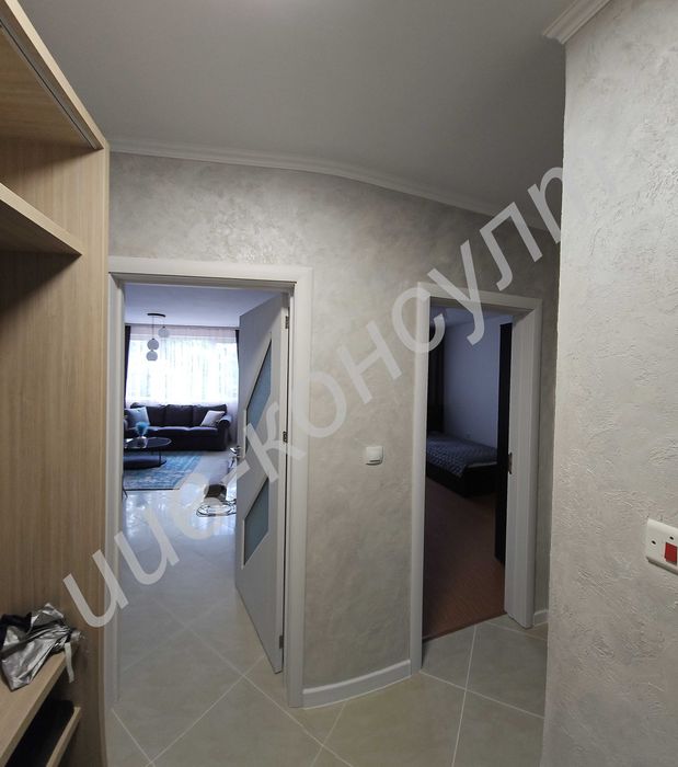 Продава се Тристаен апартамент в Велико Търново, Бузлуджа - 110 кв.м за 1655 €/кв.м - Снимка #7