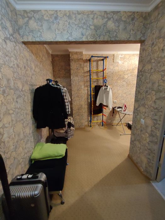 Продается 3-комн (7-51, 6 эт)