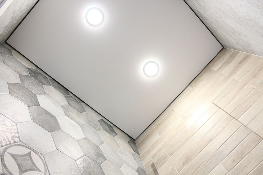 Натяжные потолки.