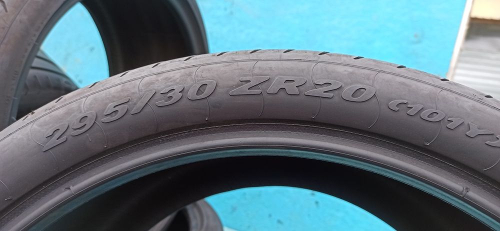 Шины 295/30 R20 Pirelli из Германии