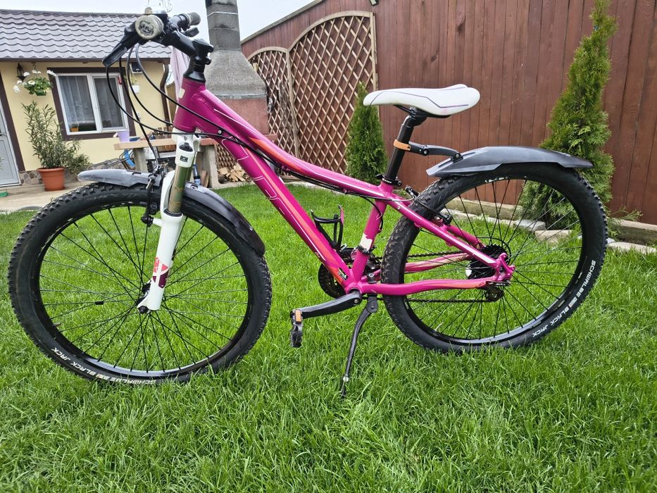 Bicicleta CUBE dama pe 26'