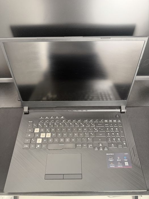 Vand Laptop ASUS Gaming 17.3 inch ROG Strix G731GU