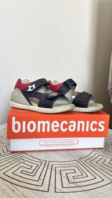 Обувь biomechanics