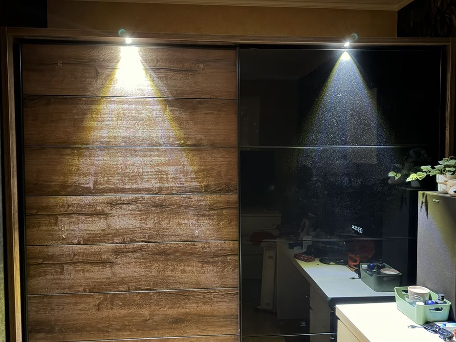 Гардероб ,малко ползван