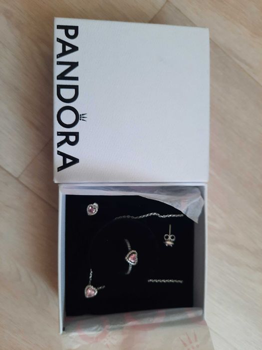Набор украшений PANDORA