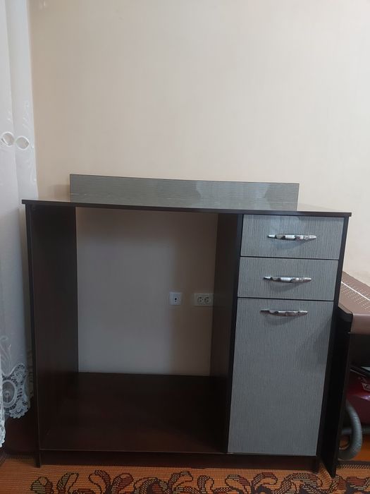 Шкаф.Аккуратний жуда