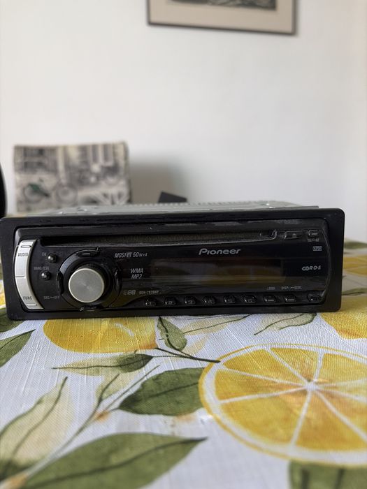 Радио pioneer за кола