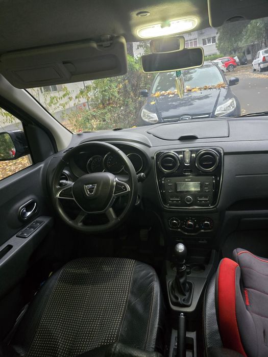 Dacia Lodgy 2010 - 7 locuri. 1.5 DCI