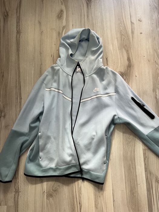 Tech fleece baby blue