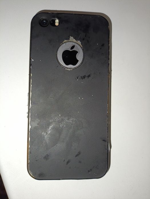 Айфон SE первого поколения