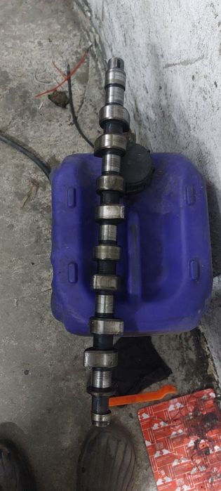 Продам распредвал ваз 2114