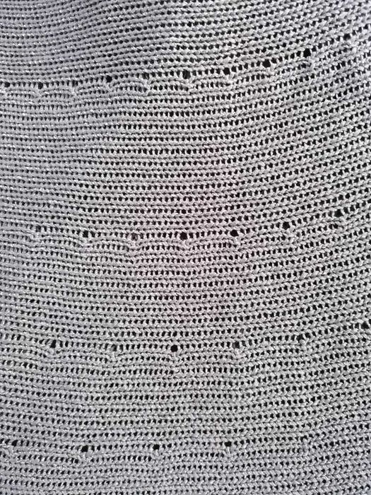 Жилетка сребриста плетиво 15 лв.