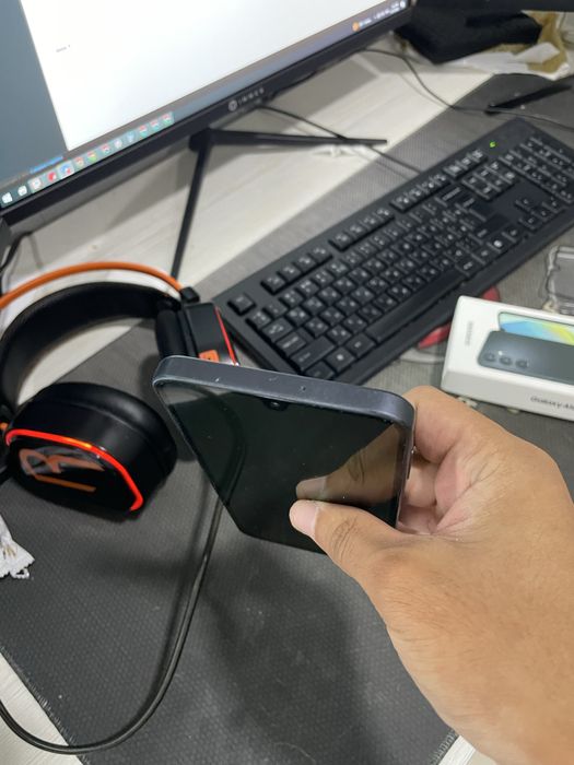 Samsung A16 ideal srochna