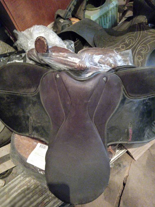 Седло за езда...