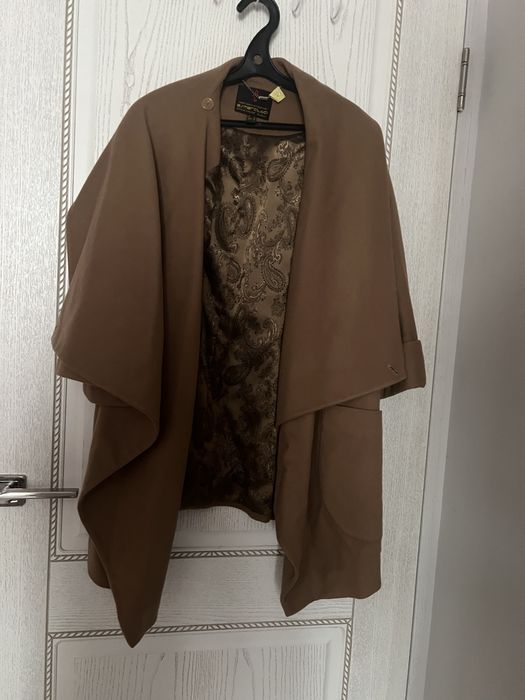 Продам пальто женское