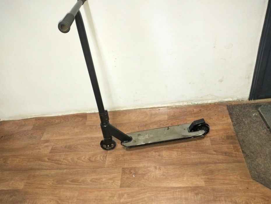 Самокат трюковой