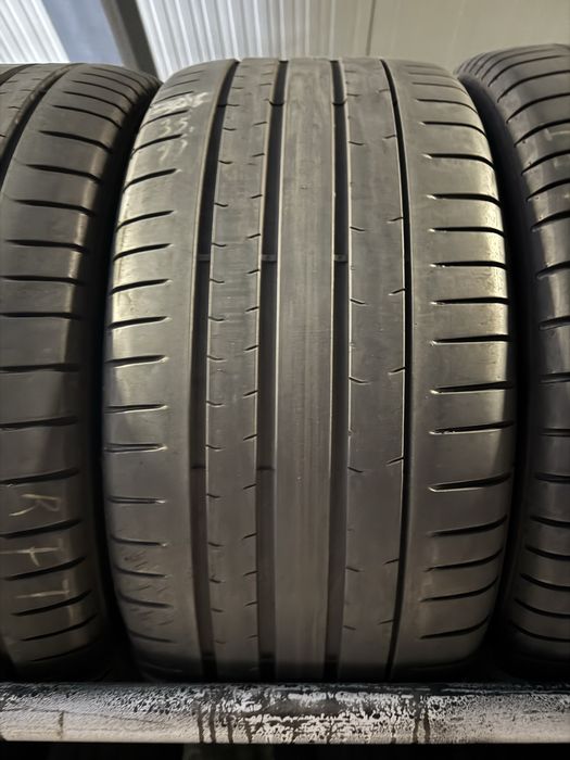 Anvelope 255/35/19 Pirelli