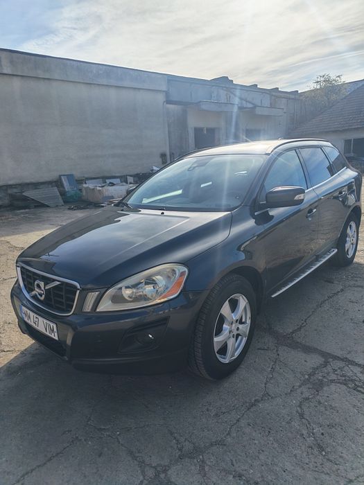 VOLVO XC60 2010 — imagine 2