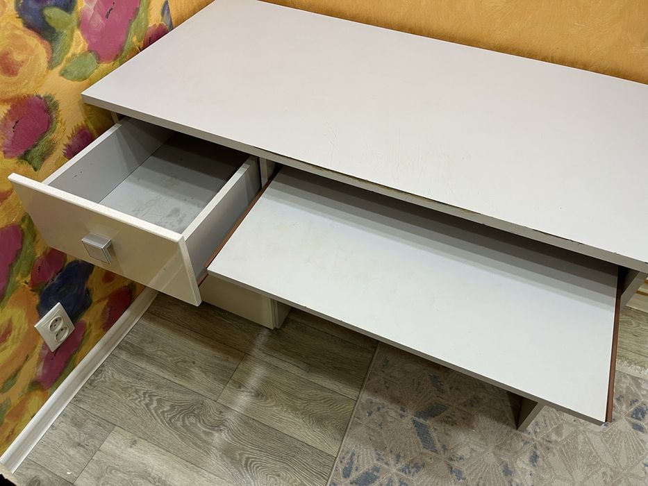 набор шкаф и письменный стол