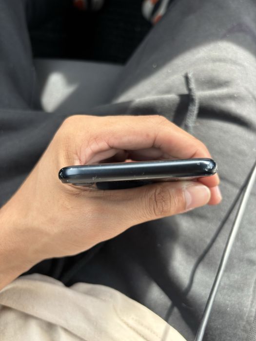 Iphone se 3 plus airpods pro 3
