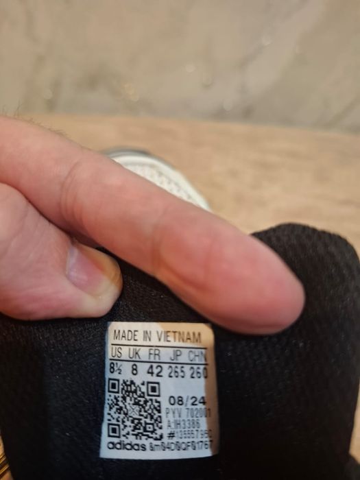 Кроссовки Adidas adistar cushion