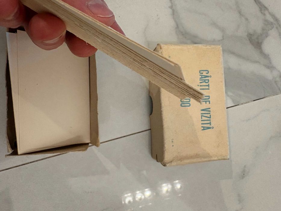 carti vizita carton in Cutie >60 buc goale pt scris manual comuniste