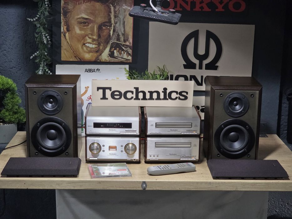 Sistem audio TECHNICS HD550, amplificator, cd-player, deck,tuner boxe hifi stereo linie mini ,telecomanda