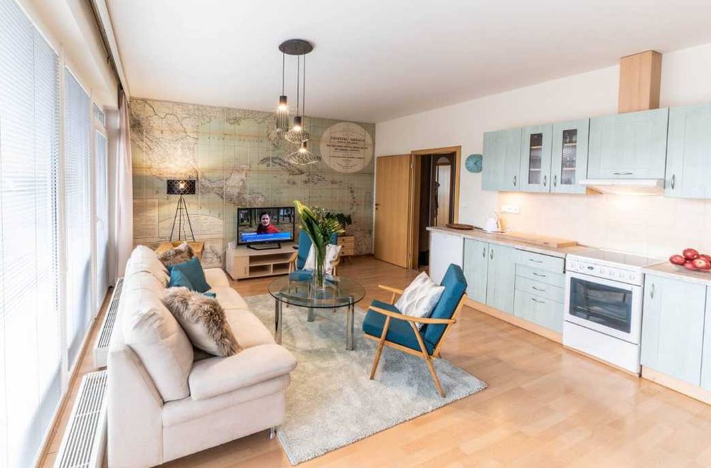 Дава се под наем Двустаен апартамент в Пловдив, Мараша - 60 кв.м за 175 € - Снимка #2