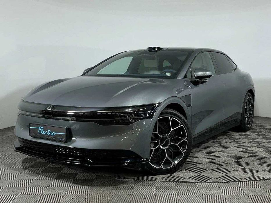 Zeekr 007 Performance 660km