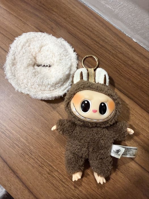 Чисто ново Labubu