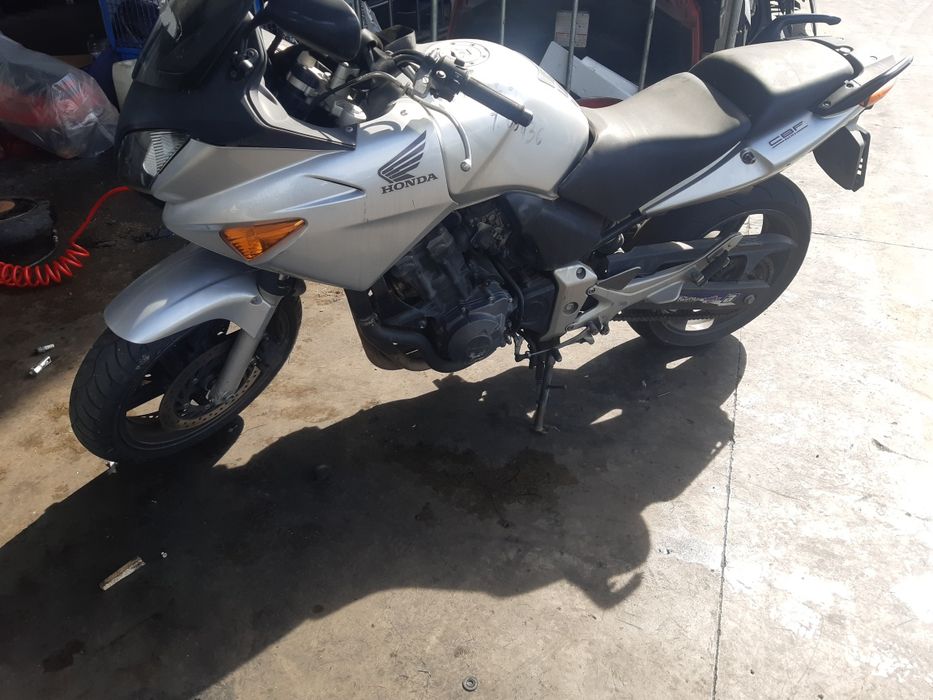 Мотоциклет Хонда ЦБФ (Honda CBF 600)-На части