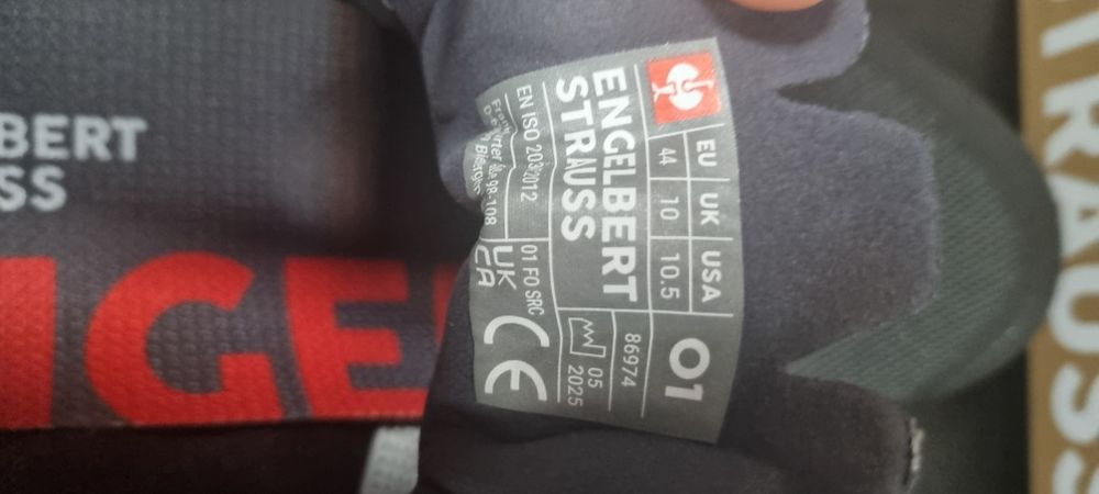 *Чисто*Нови*Работни*