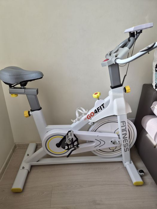 Bicicleta spinning ca nouă
