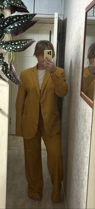 Ushatava mustard suit