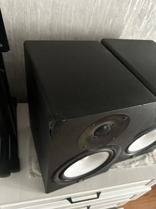 Студийные мониторы Yamaha HS8