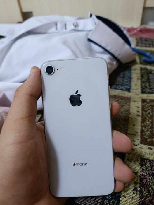 Iphone 8 64гб 100%акб