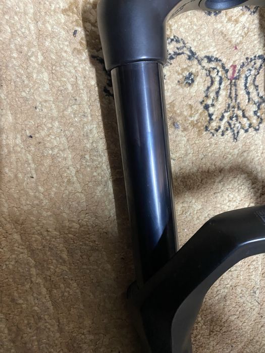 Вилка Rockshock 35.Спешно