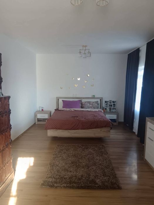 Vand casa in Sarateni