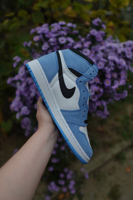 Jordan 1 UNC University Blue | 43