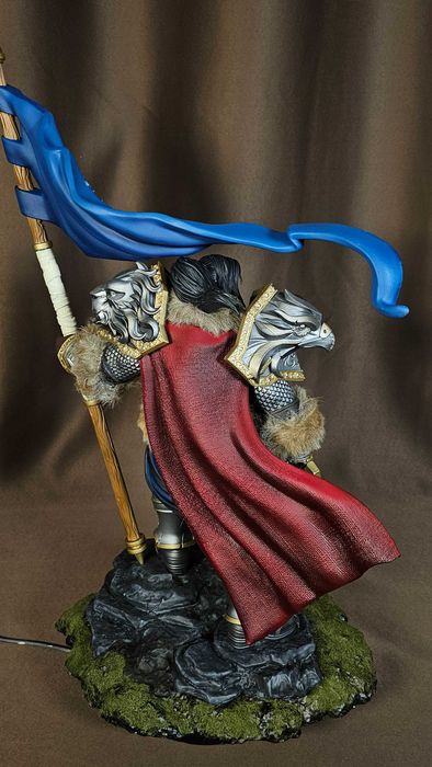 Figurina printata si pictata manual Varian Wrynn din World of Warcraft