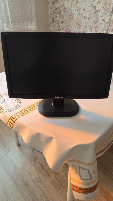 Продам манитор а отличном состоянии