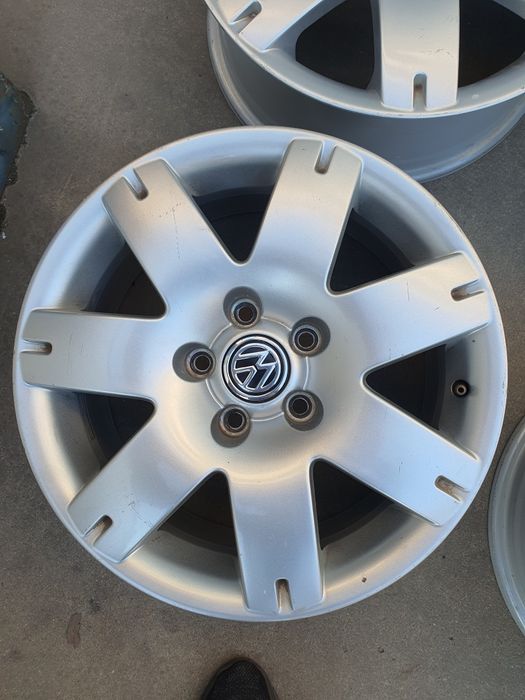 jante Vw pasat originale pe 16 Allroad Fourmotion