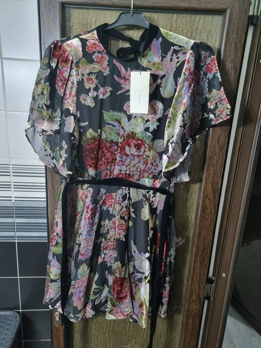 Rochie Zara noua S
