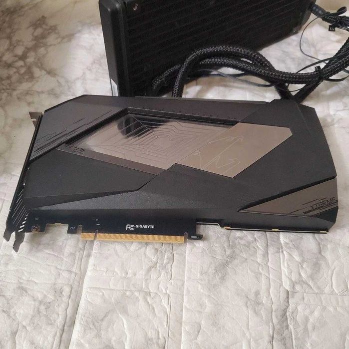 Гаранция RTX 4070ti AORUS XTREME Waterforce 12GB GDDR6X Nvidia GeForce