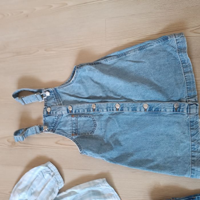 8-9 г Разкошен лот Zara