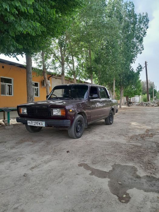 Vaz jiguli 2107 sotiladi