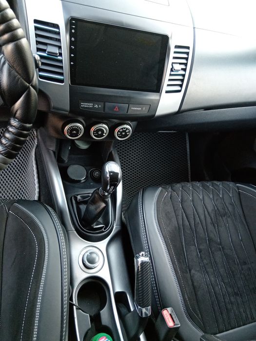 Продам мицубиси аутлентр.