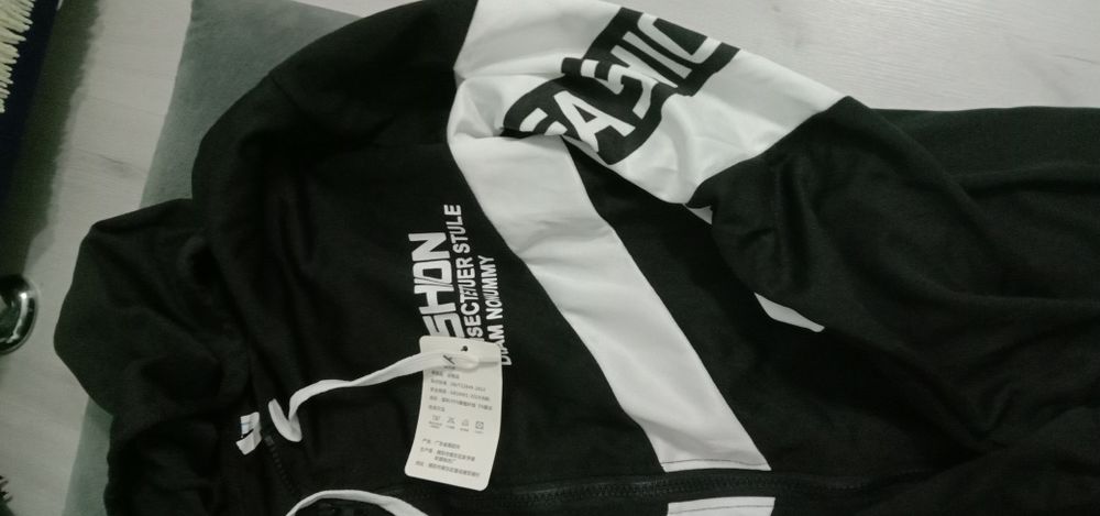 Спортивный костюм