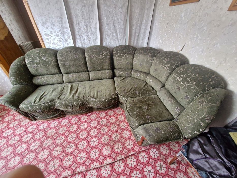 Диван с креслом б/у самовывоз